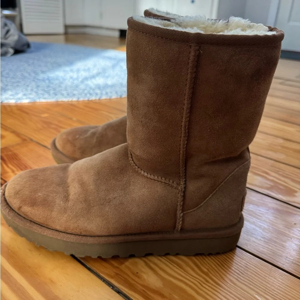 UGG boots size 7 - Picture 5 of 13